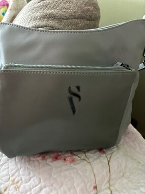 Classic simply Vera Wang Women's Shoulder Bag